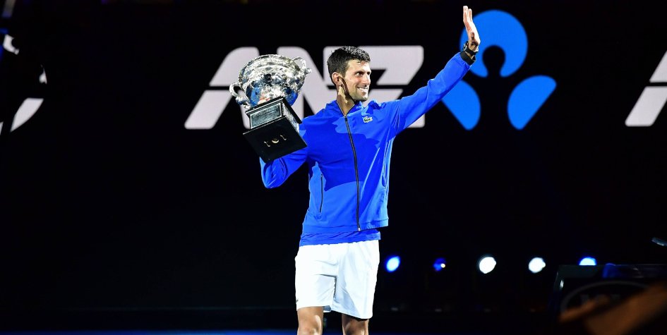 Джокович разгромил Надаля и седьмой раз в карьере выиграл Australian Open