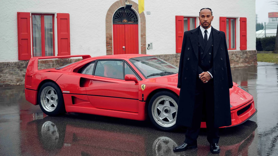 Льюис Хэмилтон официально присоединился к Ferrari, назвав этот день реализацией своей мечты. Читайте, как чемпион Формулы-1 начинает новую главу карьеры.