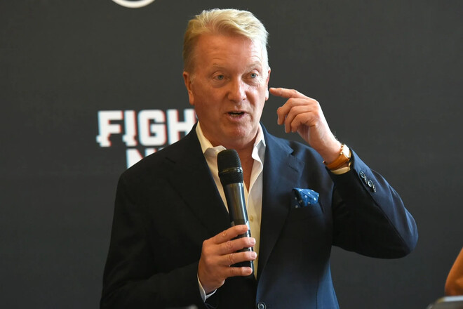 ВОРРЕН: «Знаєте, що сказав мені Усик на вихідних? Він буде битися з...» ВОРРЕН: «Знаєте, що сказав мені Усик на вихідних? Він буде битися з...»
