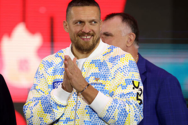Усик солідно набрав ваги після реваншу з Ф'юрі. Скільки важить чемпіон? Усик солідно набрав ваги після реваншу з Ф'юрі. Скільки важить чемпіон?