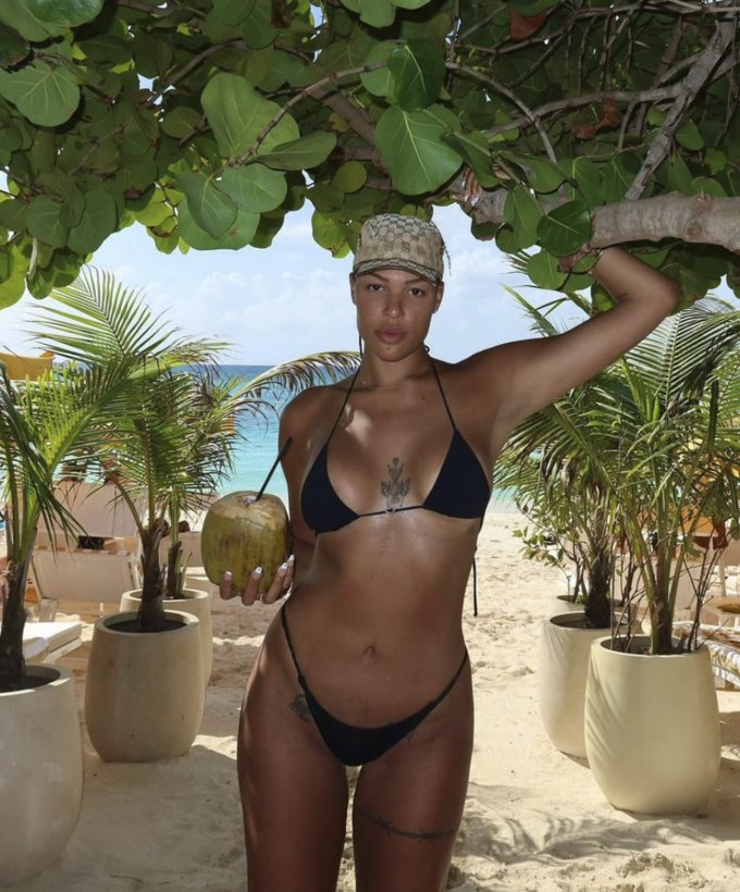 Зірка жіночої ліги НБА зізналася, що заробляє через Onlyfans Зірка жіночої ліги НБА зізналася, що заробляє через Onlyfans