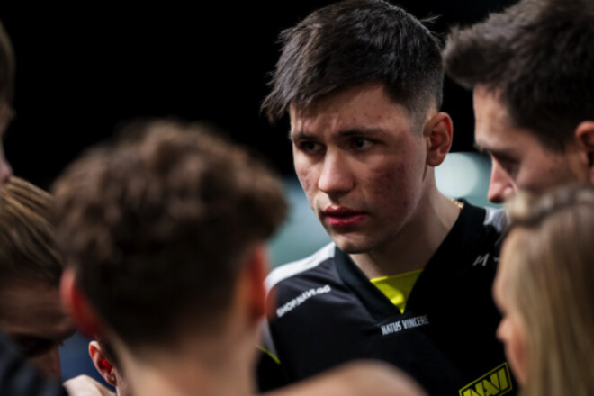 NAVI сыграют против SAW во второй стадии ESL Pro League 21. Узнайте расписание матчей и шансы украинского клуба пройти в плей-офф.