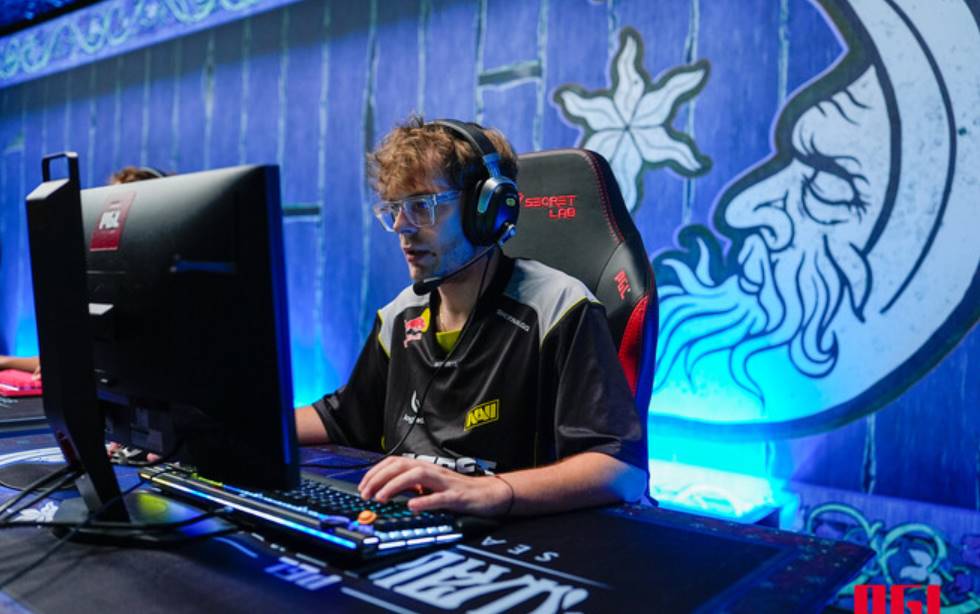 Украинская команда NAVI проиграла Xtreme Gaming в плей-офф PGL Wallachia S5 по Dota 2 со счётом 1:2 и продолжит борьбу в нижней сетке.