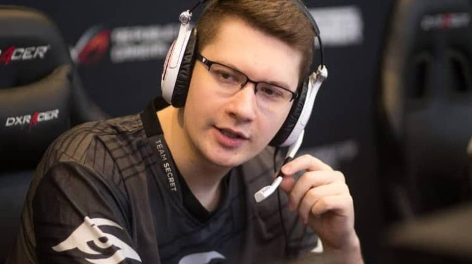 Узнайте, кем является Клемент "Puppey" Иванов — легендарный капитан Dota 2, его путь от Na'Vi до Team Secret и вклад в мир киберспорта.