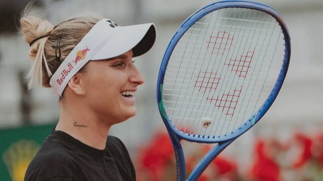Маркета Вондроушова победила Арину Сабаленко в полуфинале WTA 500 в Берлине и вышла в финал турнира на траве с призовым фондом более миллиона долларов.