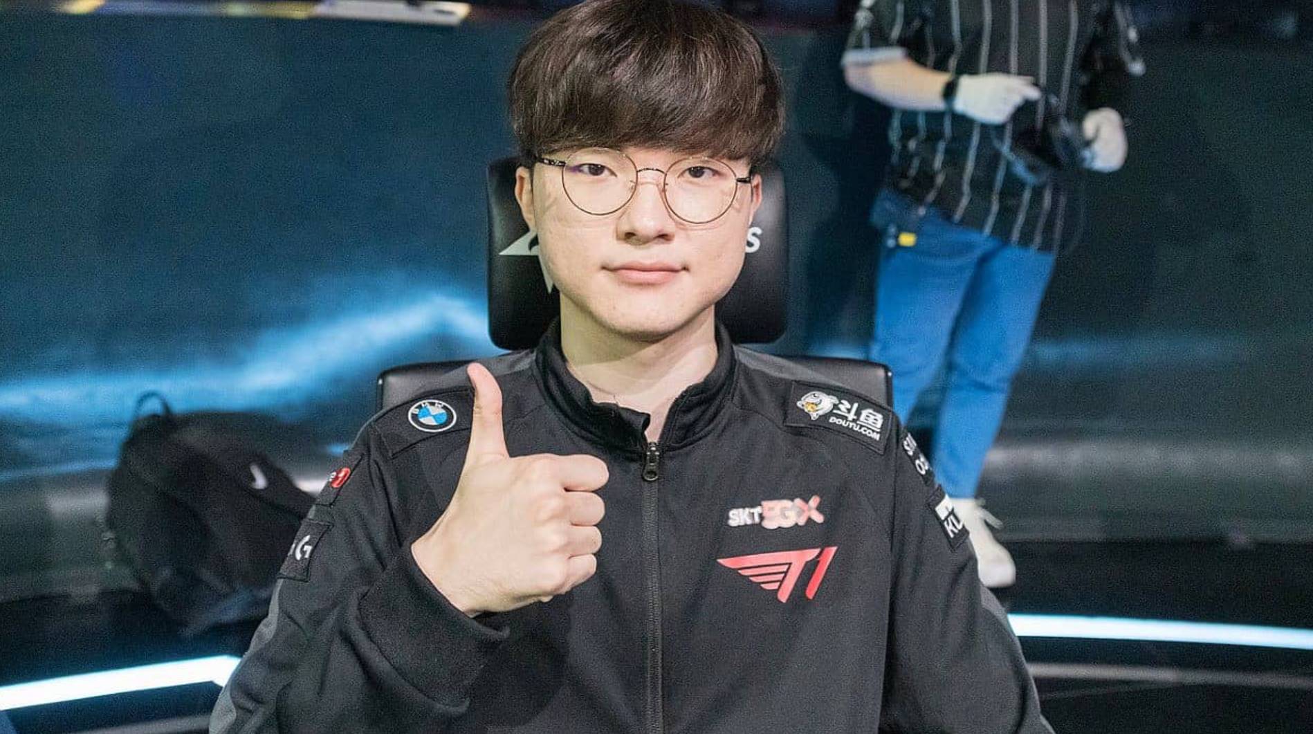Ли Сан Хёк, известный как Faker — легенда киберспорта и звезда League of Legends. Узнайте, чем прославился этот игрок в мире eSports.