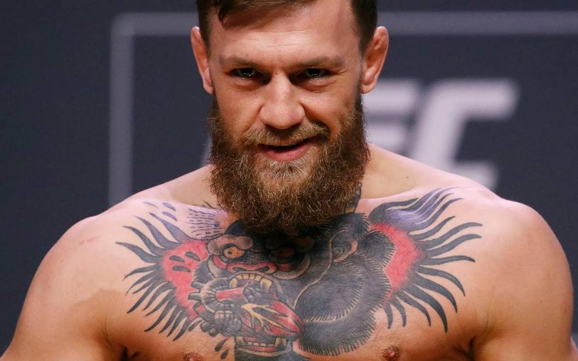 Конор Макгрегор — звезда UFC, поразившая весь мир. Его достижения, заработки, увлечения, отношения и дата возвращения в октагон — всё в одной статье.