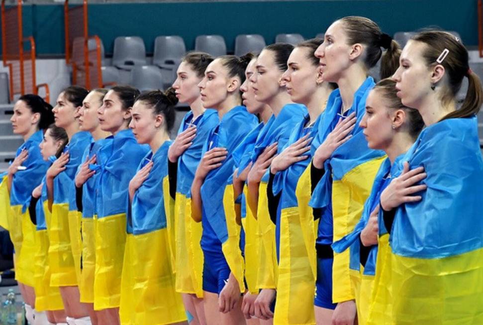 Женская сборная Украины впервые в истории получила право сыграть в Лиге наций по волейболу благодаря итоговому 15-му месту в рейтинге FIVB.