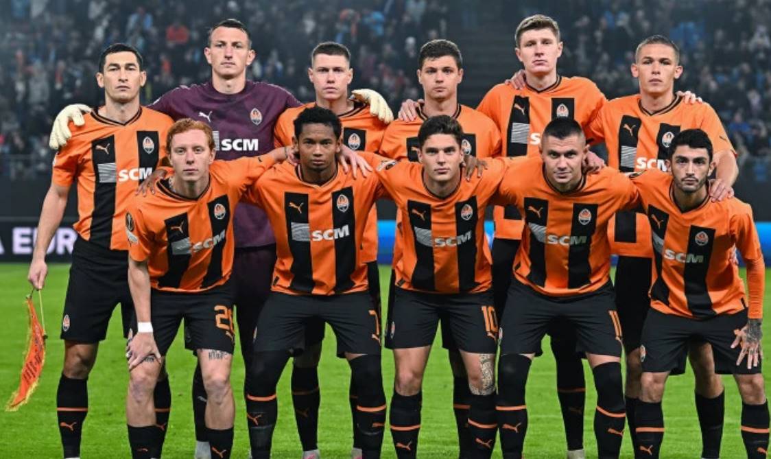 Шахтер Донецк принимает Панатинаикос в ответном матче Лиги Европы в 21:00. Трансляция доступна онлайн на MEGOGO и 1+1.