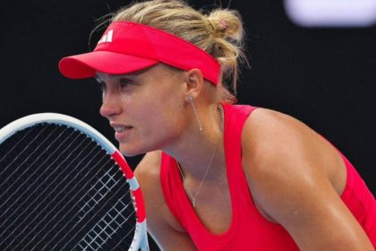 Юлия Стародубцева уступила Айле Томлянович в первом круге Australian Open-2026, завершив матч со счетом 1:2 после 2 часов 33 минут игры.