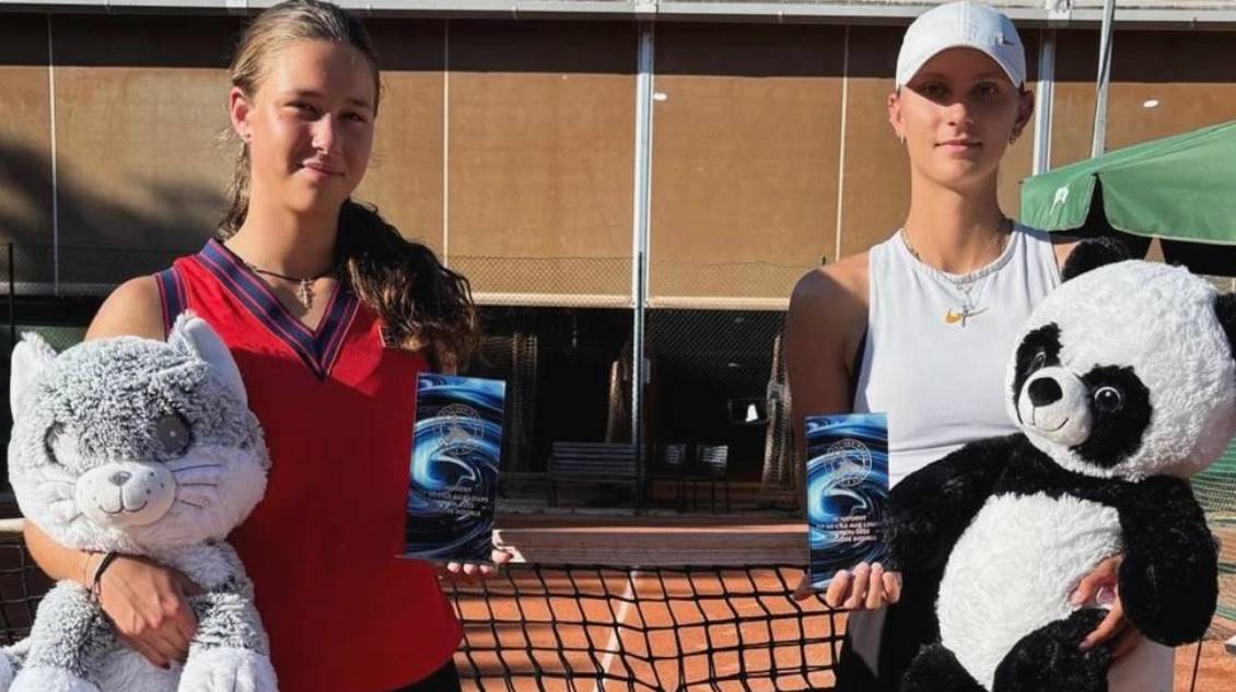 Украинки Полина Скляр и Анастасия Фирман стали финалистками турнира ITF W15 во Франции, уступив в решающем матче дуэту Нгуен Тан/Ерш.