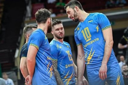 Украина уверенно победила Алжир (3:0) на ЧМ-2025 по волейболу и сохранила шансы на выход из группы перед матчем с Италией. Рубрика: