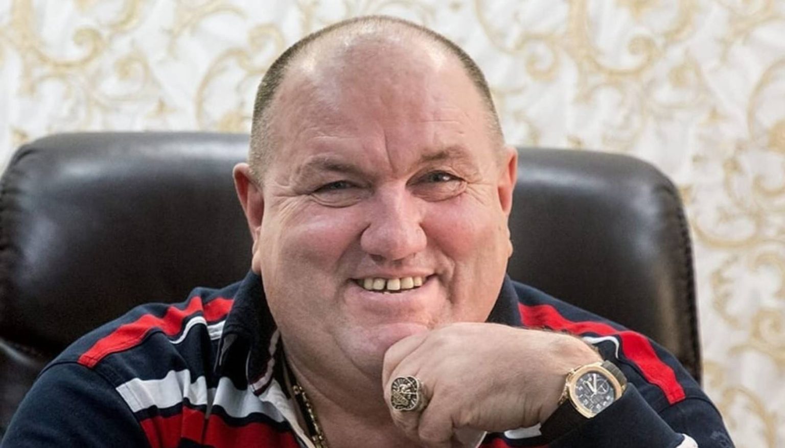 Краткий обзор биографии, бизнеса, состояния и личной жизни Александра Поворознюка — владельца украинского клуба «Ингулец».
