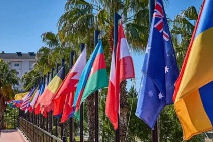 С 1 января 2026 года Международная федерация тенниса (ITF) сменит название на World Tennis. Новый бренд представят летом 2026 года.