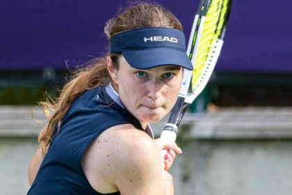 Дарья Снигур вышла во второй круг турнира ITF W100 в Испании, обыграв француженку Нахию Берекоэчеа со счётом 6:3, 6:2 за 66 минут.