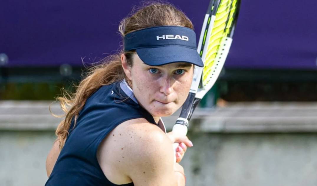 Дарья Снигур вышла во второй круг турнира ITF W100 в Испании, обыграв француженку Нахию Берекоэчеа со счётом 6:3, 6:2 за 66 минут.