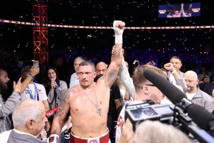 Президент BKB Дэвид Тетро подтвердил переговоры с Александром Усиком о возможном участии украинского чемпиона в кулачных боях без перчаток.