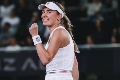 Екатерина Александрова обыграла Диану Шнайдер и вышла в финал турнира WTA 500 в Нинбо, где сыграет с Еленой Рыбакиной.