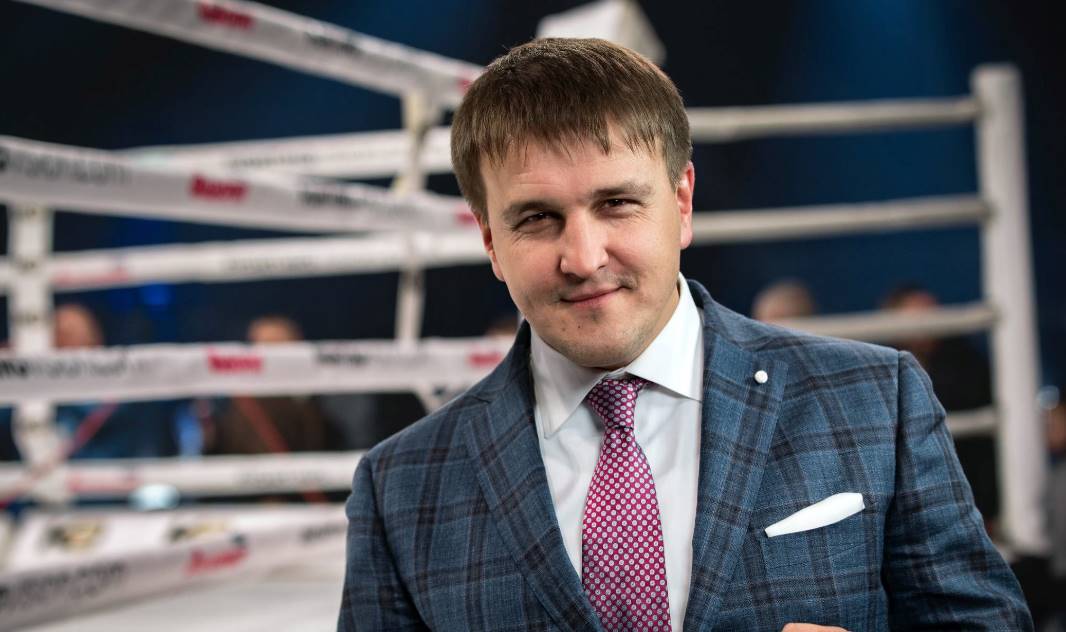 Александр Красюк — украинский промоутер, бывший менеджер Александра Усика. Узнайте о его биографии, карьере и текущей деятельности.
