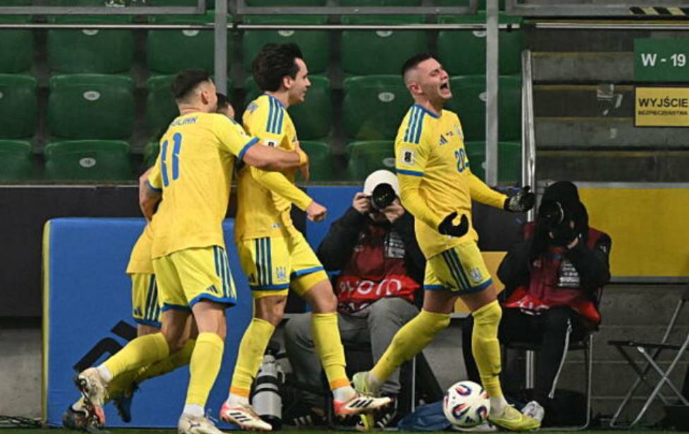 Сборная Украины обыграла Исландию (2:0) в последнем матче группы и вышла в плей-офф квалификации ЧМ-2026, заняв второе место.