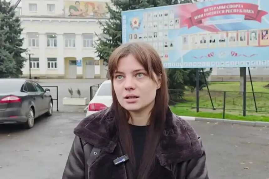 Зеленский лишил президентских стипендий прыгунью в воду Софью Лискун и ее тренера после смены спортсменкой гражданства на российское.