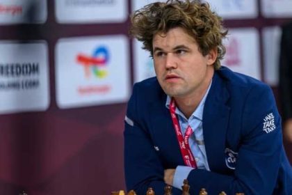 Магнус Карлсен стал чемпионом мира по блиц-шахматам 2025, оформив золотой дубль после победы в рапиде в Дохе, Катар.