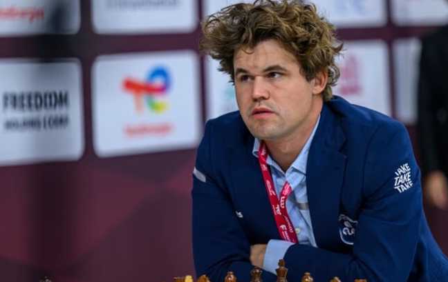 Магнус Карлсен стал чемпионом мира по блиц-шахматам 2025, оформив золотой дубль после победы в рапиде в Дохе, Катар.