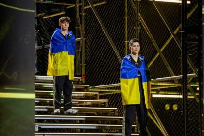 Украинское дерби B8 – NAVI открывает решающий день Budapest Major по CS2. Победители присоединятся к Spirit, FURIA и Vitality в плей-оф.