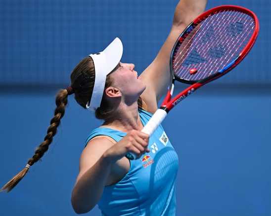 Елена Рыбакина обыграла Арину Соболенко в финале Australian Open 2026 и завоевала второй титул Grand Slam в карьере.