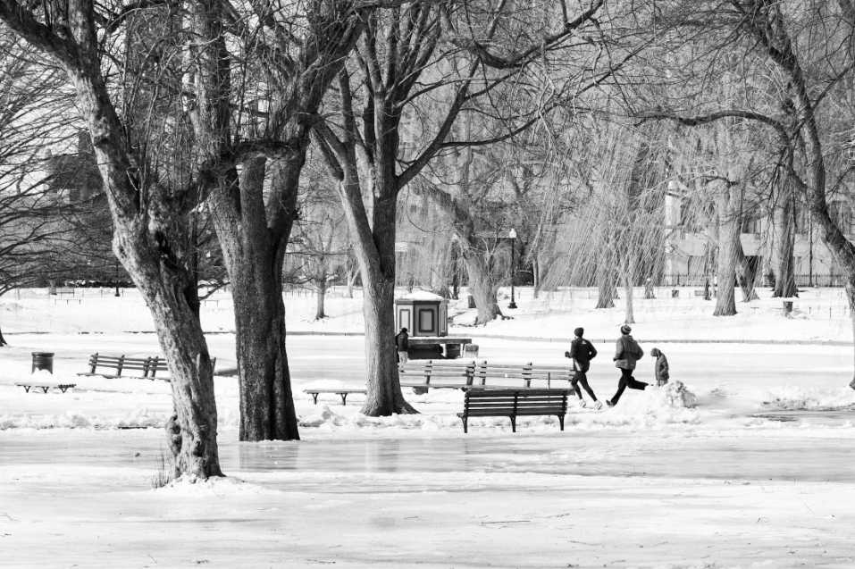 Польза тренировок в холодную погоду: влияние на здоровье, иммунитет, выносливость и спортивные результаты. Практические советы экспертов.
