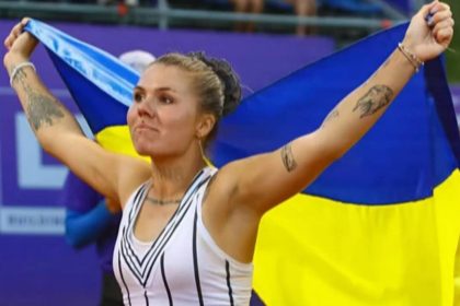 Александра Олейникова обыграла Кимберли Биррелл во втором круге Ролан Гаррос-2026 и впервые вышла в третий раунд турнира Большого шлема.