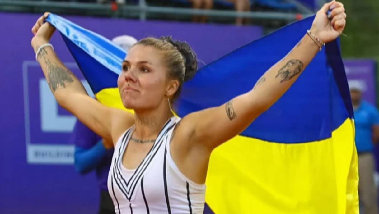 Александра Олейникова обыграла Кимберли Биррелл во втором круге Ролан Гаррос-2026 и впервые вышла в третий раунд турнира Большого шлема.
