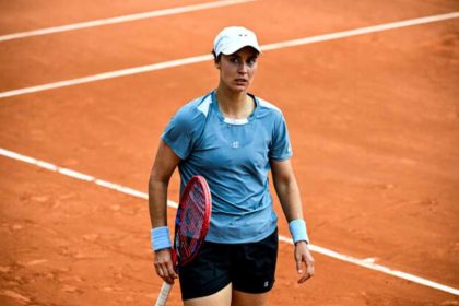 Ангелина Калинина победила Катерину Завацкую и вышла в 1/4 финала турнира WTA 125 в Анталье, где сыграет с Екатериной Горгодзе.