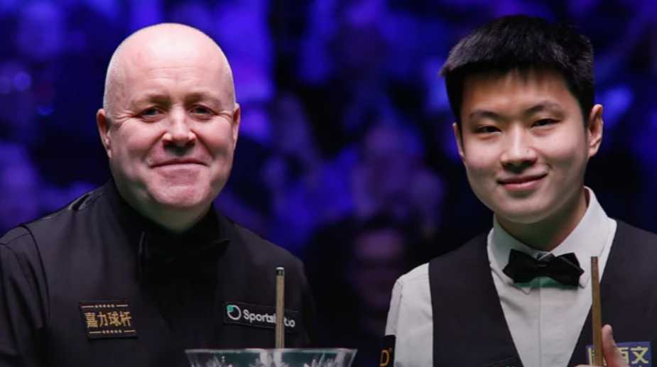 Чжао Синьтун выиграл Players Championship 2026 в Телфорде, обыграв Джона Хиггинса 10:7. Финал стал рекордным по возрасту участников.