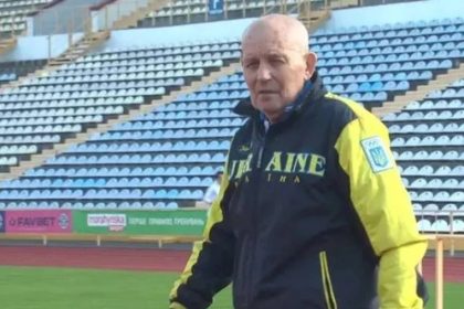 Умер украинский тренер по боксу Анатолий Чумаков, посвятивший спорту более 60 лет. Прощание состоится 22 марта в зале бокса «Авангард».