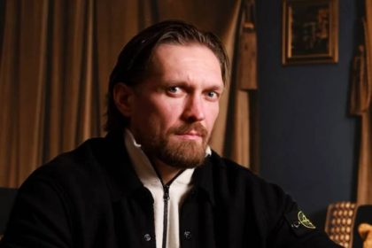 Усик ответил на протест Рико Верховена после остановки боя в 11-м раунде и объяснил, почему решение рефери считает оправданным.