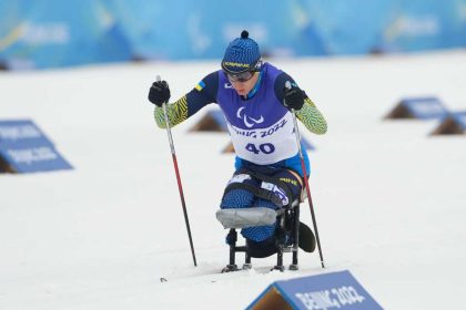 Тарас Радь принес Украине первое золото Паралимпиады-2026, выиграв биатлонный спринт на 7,5 км в классе сидя на Играх в Милане и Кортине.
