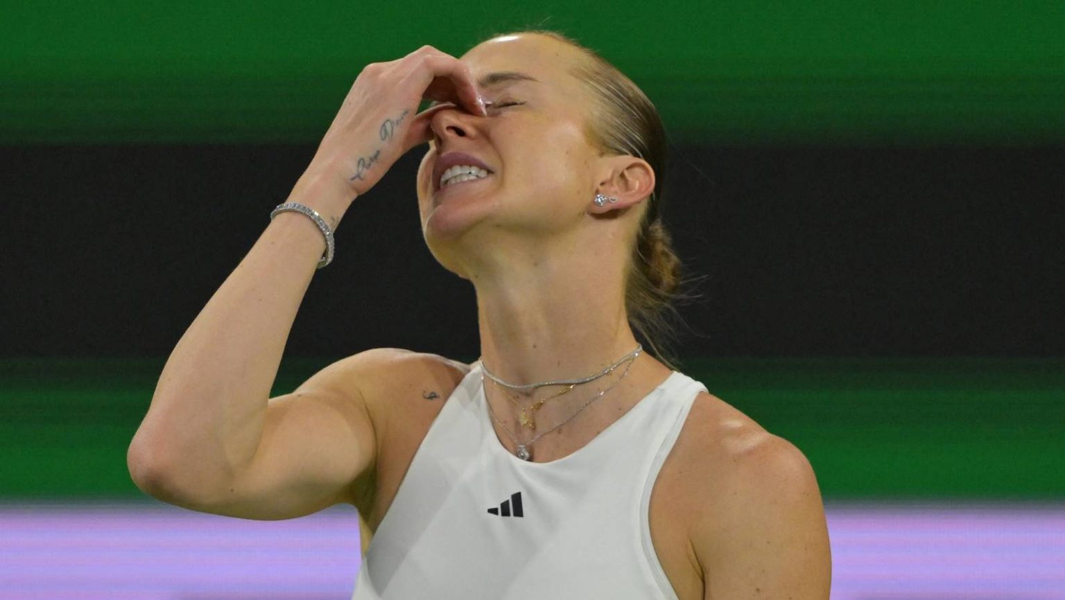 Элина Свитолина уступила Елене Рыбакиной в полуфинале WTA 1000 в Индиан-Уэллсе — 5:7, 4:6. Украинка остановилась в шаге от дебютного финала.