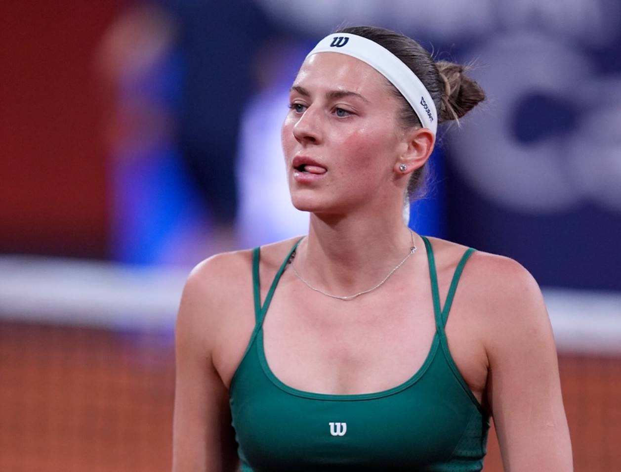 Марта Костюк снялась с турнира WTA 500 в Лондоне из-за травмы правого голеностопа. Ее место в сетке получила хорватка Донна Векич.