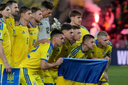 Украина опустилась на 32-е место в обновленном рейтинге ФИФА, показав худший результат за восемь лет. Лидером стала Франция, обойдя Испанию.