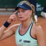 Даяна Ястремская обыграла Эмерсон Джонс (6:2, 6:4) в квалификации WTA 250 в Гуанчжоу, попала в основную сетку и вернулась в топ-100 live-рейтинга WTA после перерыва.
