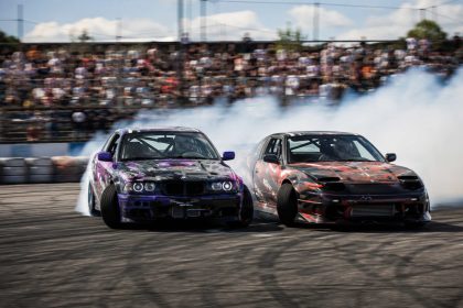 Open Drift UA Stage 2 в Киеве 27–28 июня 2026: 50 пилотов, квалификация, TOP 32, дрифт-такси, фудкорты и максимум адреналина.