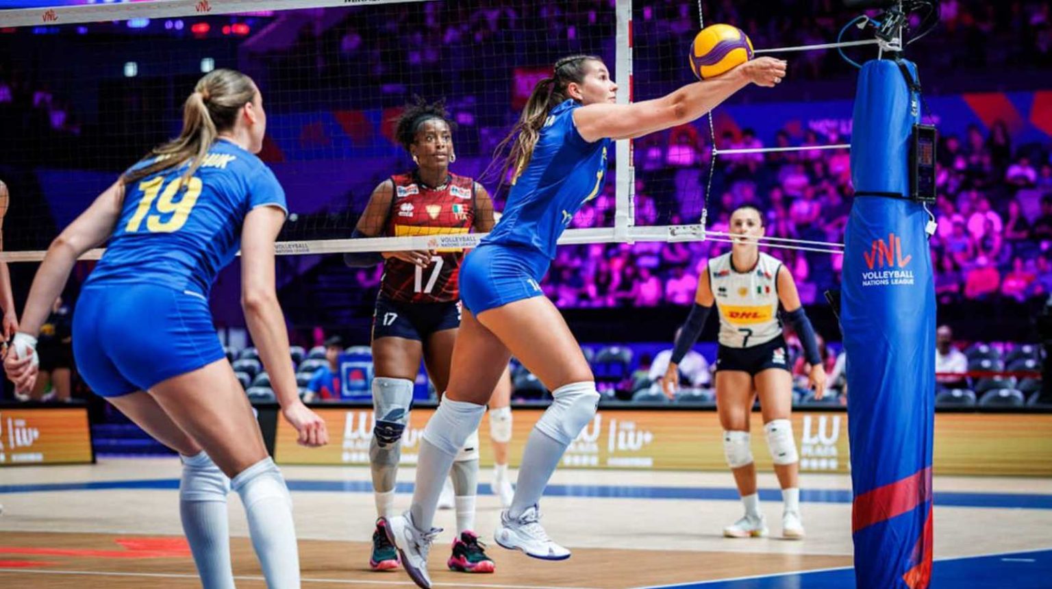 Турнирная таблица женской Лиги наций-2026 после матчей 9 июля: место Украины, результаты дня, борьба за плей-офф и расписание игр.