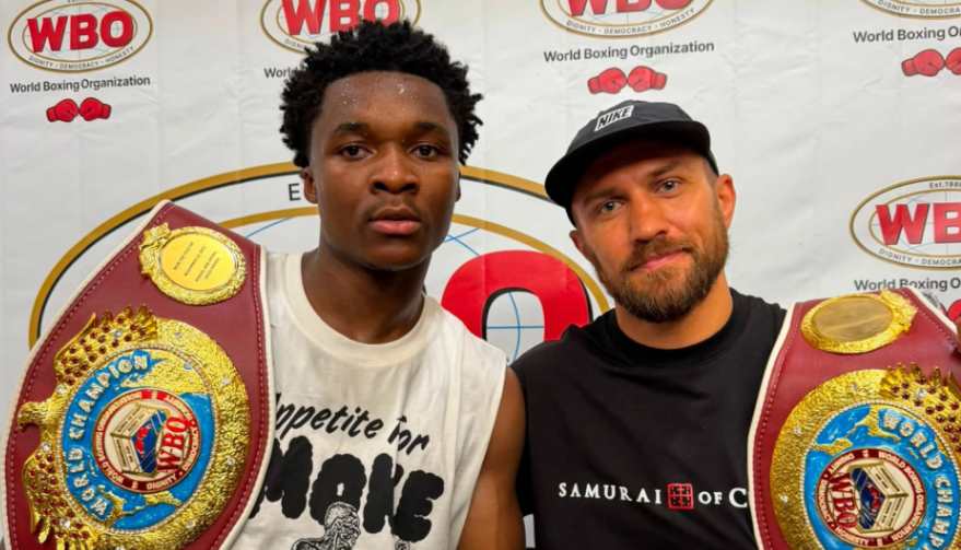 Ломаченко вручил чемпионский пояс WBO 22-летнему Абдулле Мейсону. Узнайте, как прошла церемония, кто стал новым чемпионом и когда состоялся его последний бой в июле.
