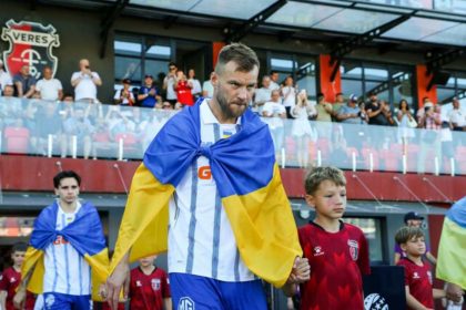 Почему Андрей Ярмоленко не сыграл с «Карабахом»: в «Динамо» назвали официальную причину отсутствия футболиста и опровергли слухи о конфликте с тренером.