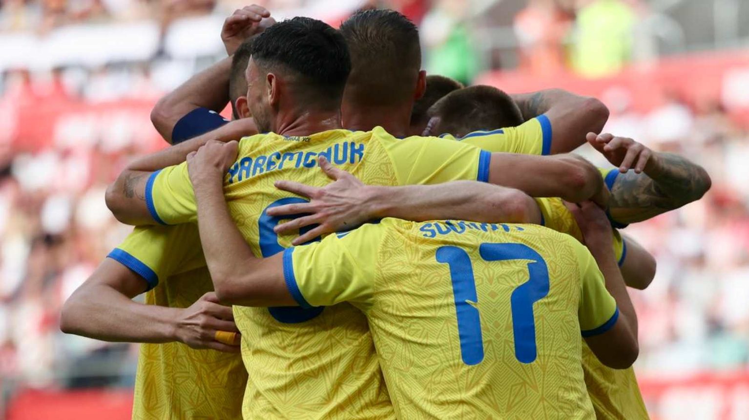 Украина объявила заявку на матч Лиги наций с Венгрией 25 сентября. Яремчук и Шапаренко не сыграют, Крупский и Драмбаев могут дебютировать.