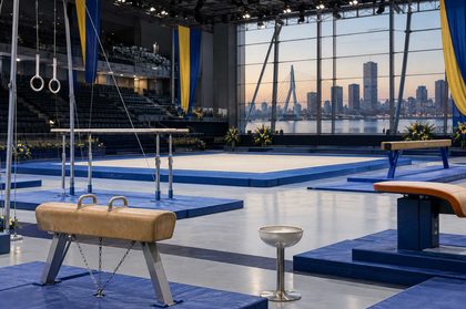 Украина объявила состав на ЧМ-2026 по спортивной гимнастике в Роттердаме. В заявку вошли Назар Чепурный, Олег Верняев и еще восемь спортсменов.