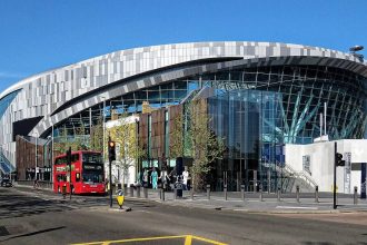 Tottenham Hotspur Stadium в Лондоне, где прошёл матч НФЛ «Джексонвилл» — «Филадельфия»