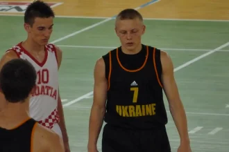 Виталий Зотов в форме сборной Украины U16 на архивном фото 2013 года