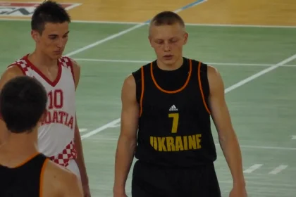 Виталий Зотов в форме сборной Украины U16 на архивном фото 2013 года